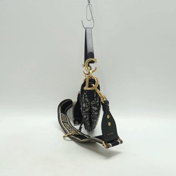 Christian Dior: Medium Navy Oblique Saddle Bag w/ extra strap *AUTHENTICATED* - Picture 5 of 15